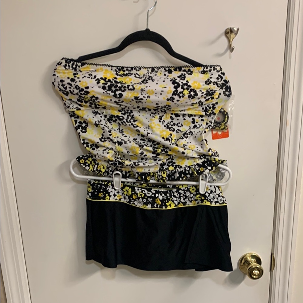 NWT Hula Honey Black and White Two Piece Swimsuit with Floral Accents